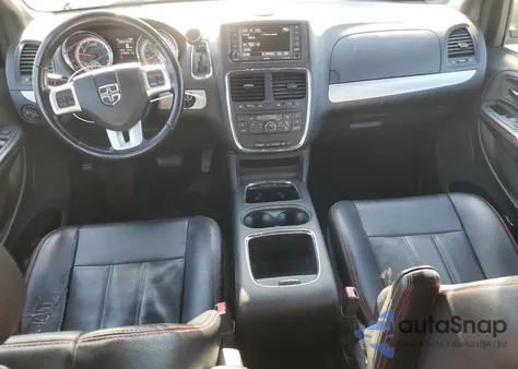 2015 Dodge Grand Caravan R/T z USA, uszkodzony, nr VIN 2C4RDGEG1FR566743